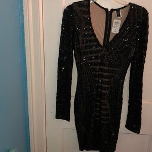 Black long sleeve dress